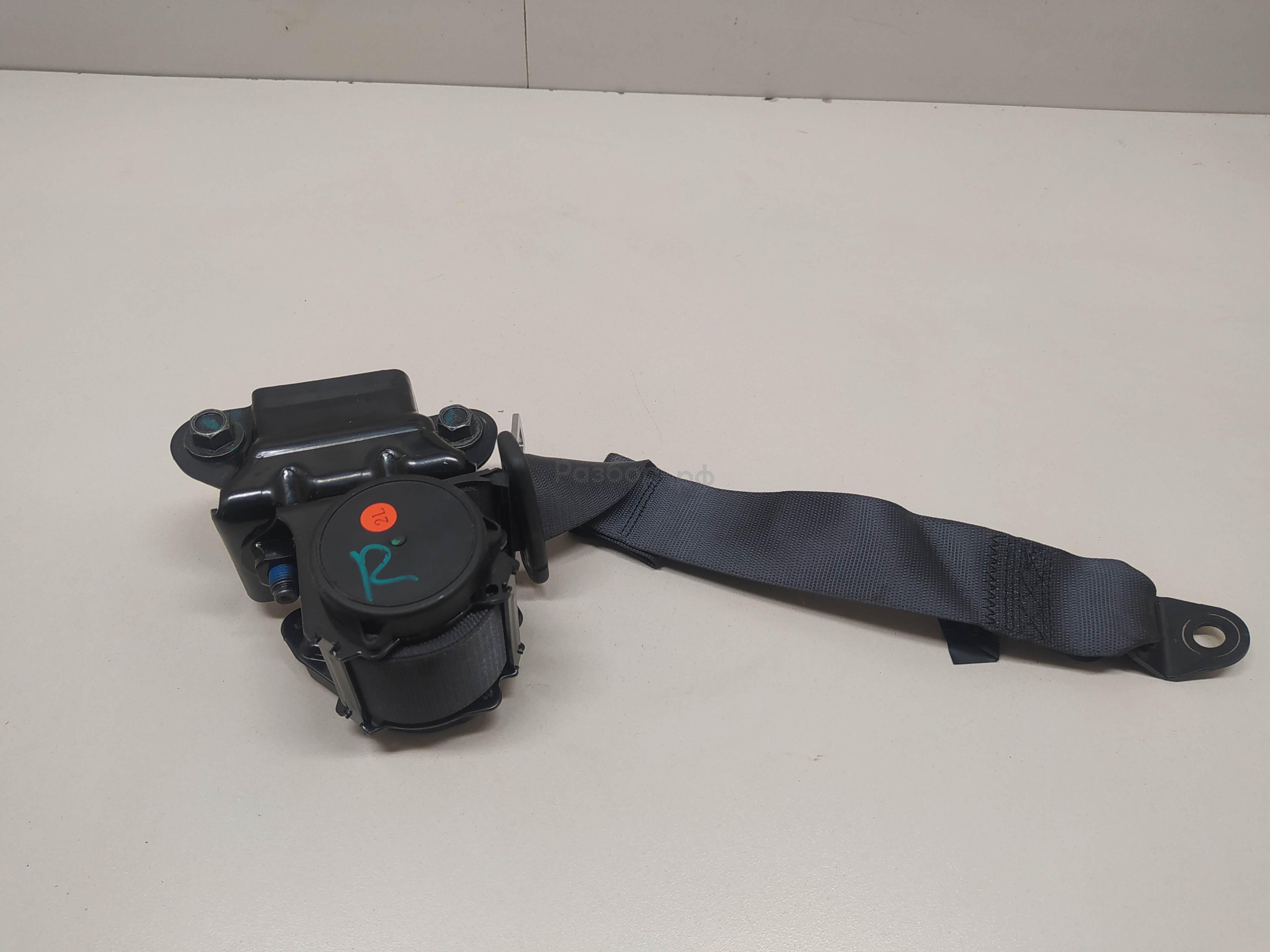 Ремень безопасности