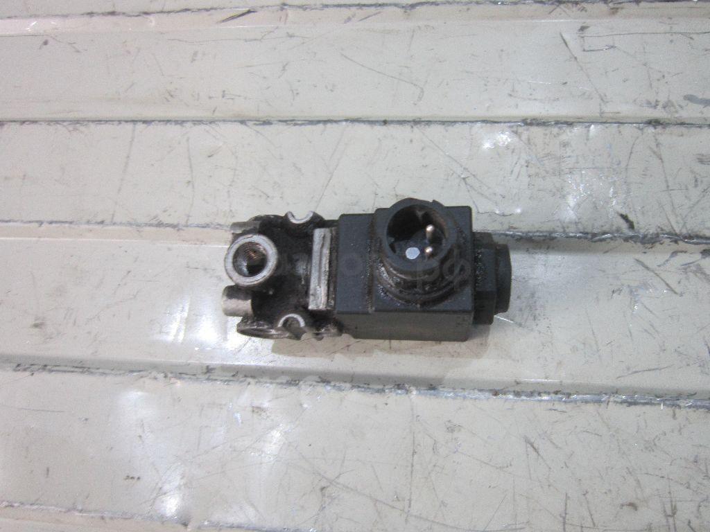 Клапан электромагнитный