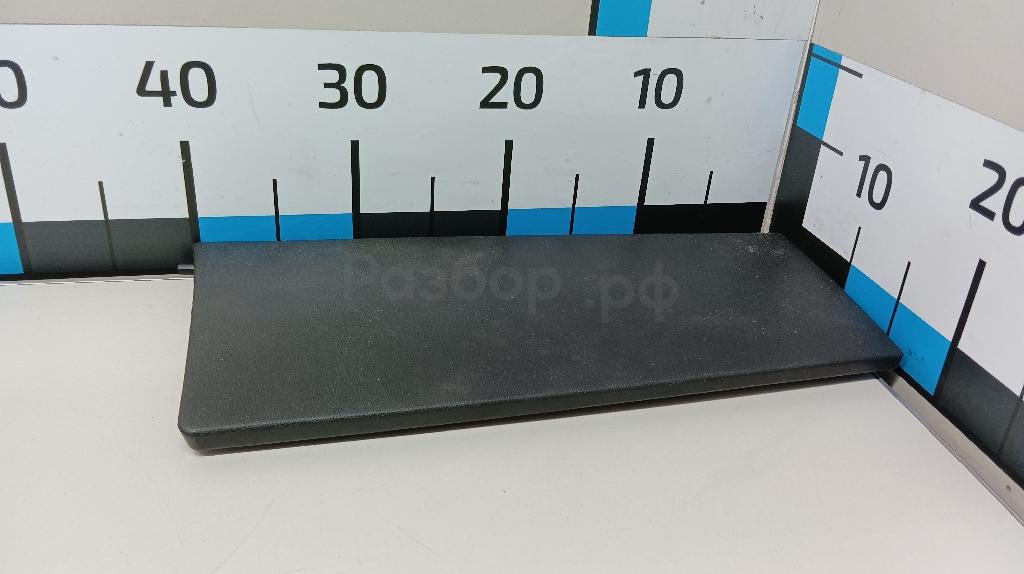 Крышка (дверца) бардачка