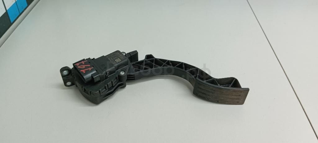 Педаль газа