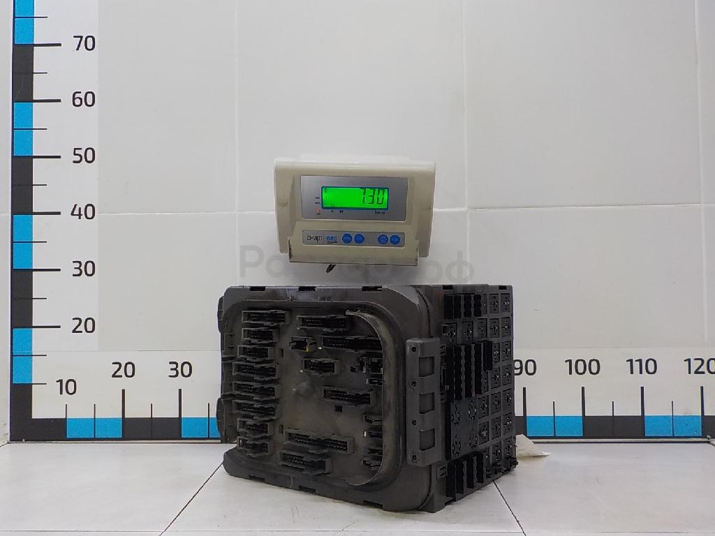 Блок предохранителей