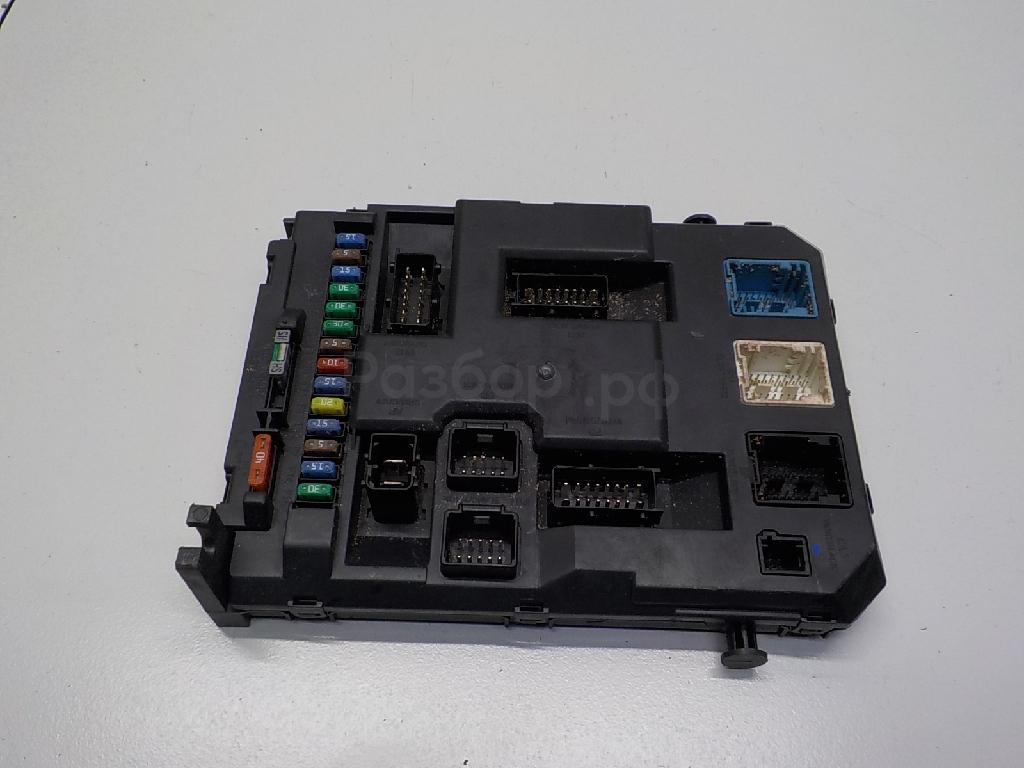 Блок предохранителей