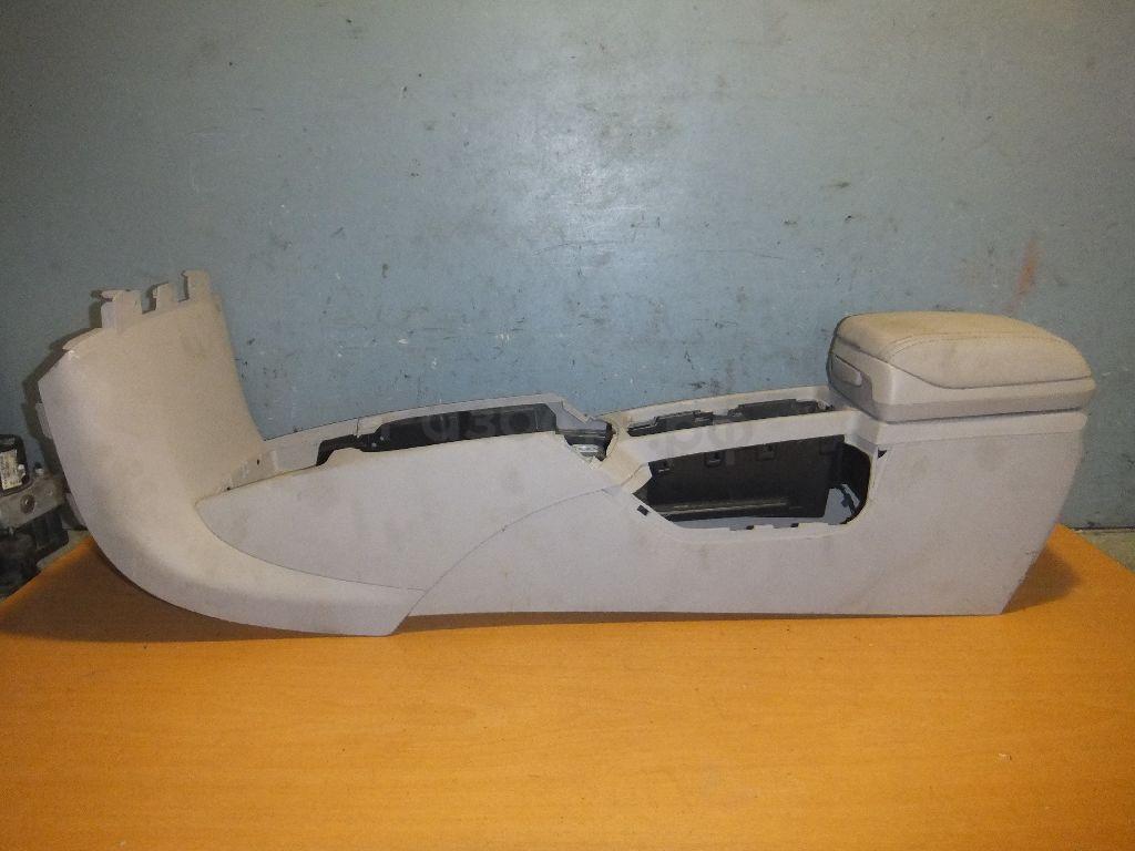 Подлокотник