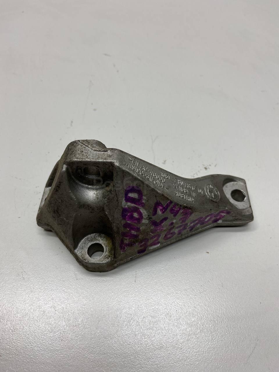 Кронштейн ТНВД