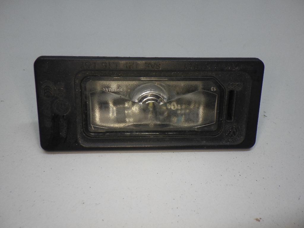 Фонарь подсветки номера