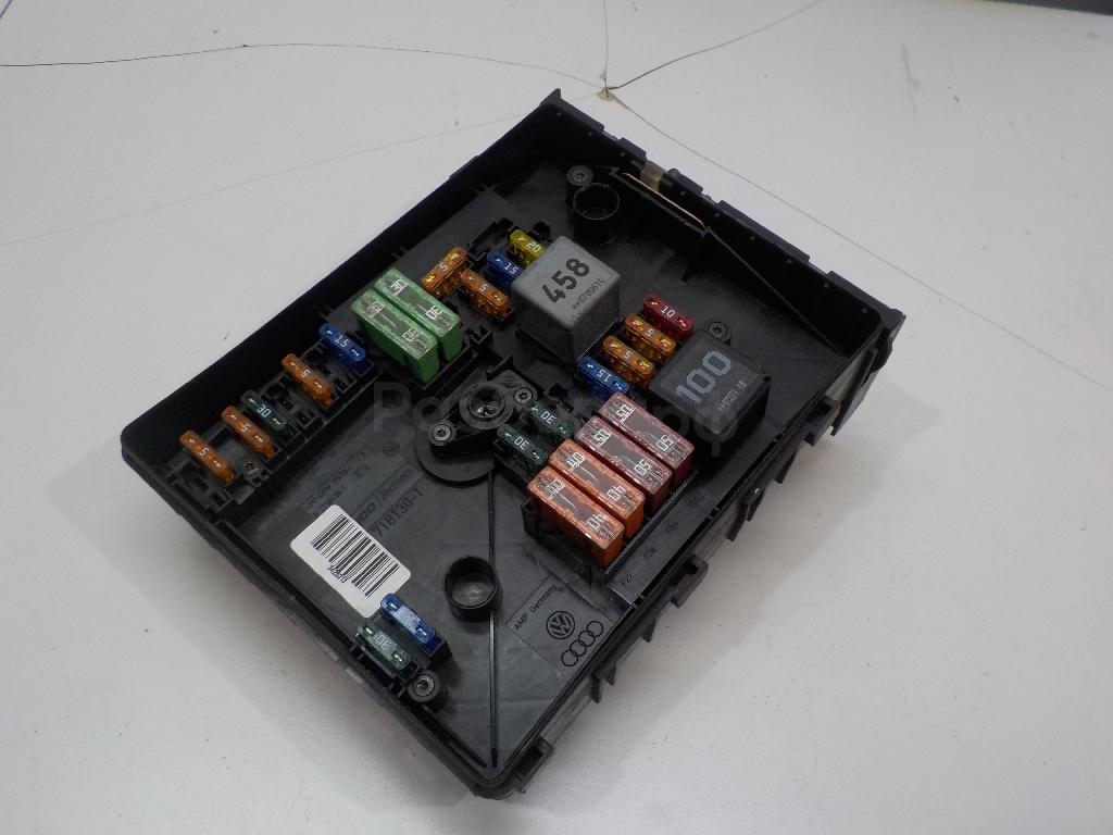 Блок предохранителей