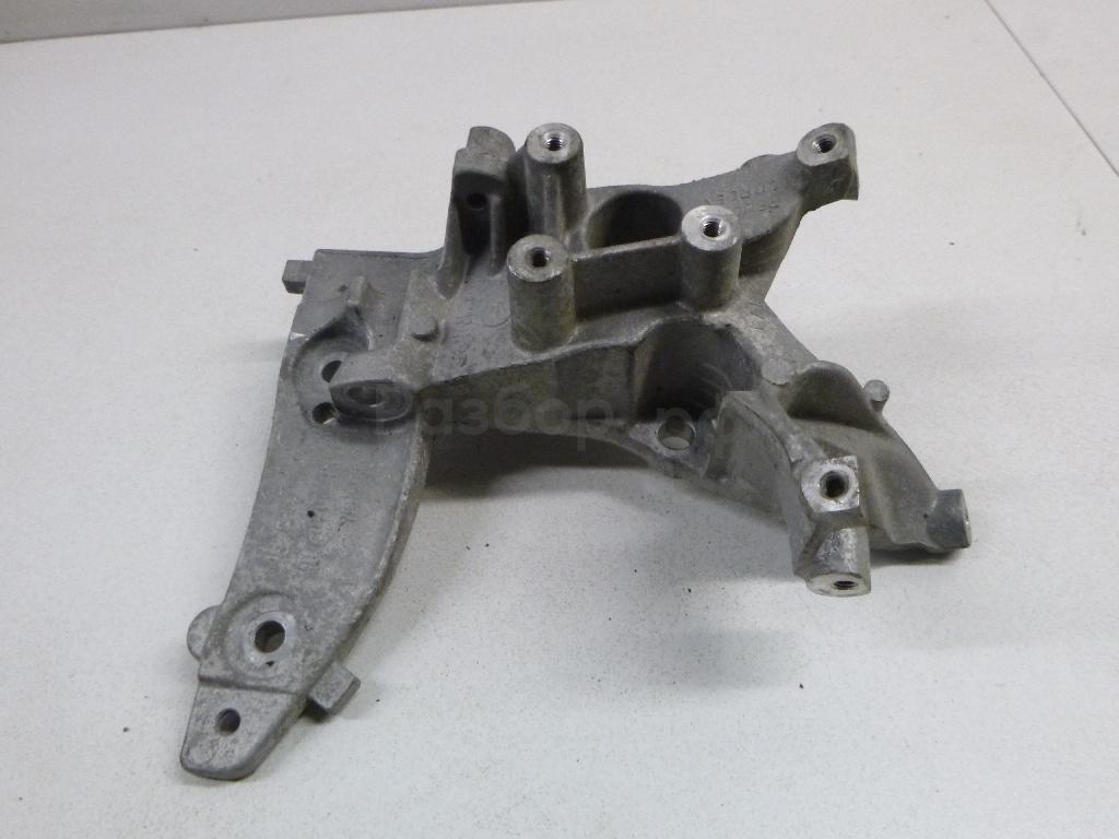 Кронштейн генератора